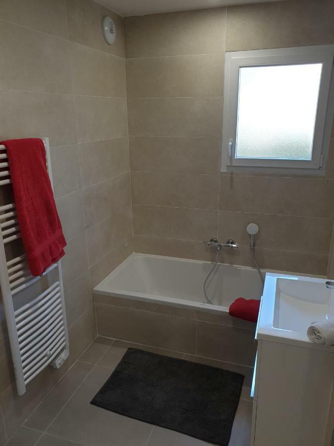 L'appartement JARDIN avec vue montagnes Sévrier Extérieur photo